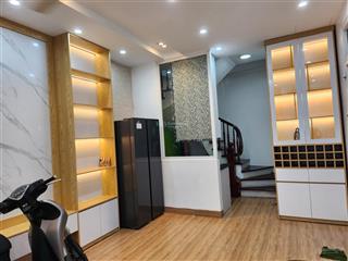 Bán nhà đường tựu phúc 4 tầng x 32m2/sàn 3pn 3wc full đồ 4tỷ95 bao phí có thương lượng ôtô vào dc