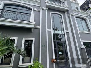 Chính chủ bán căn biệt thự lô góc 2 mặt tiền ven biển tại grand bay townhouse, hùng thắng, hạ long