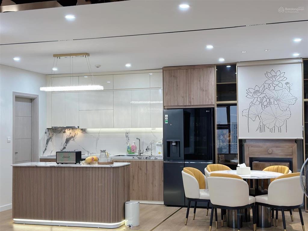 Chính chủ bán căn la casta 101m2 full nội thất nhập khẩu duy nhất trên thị trường