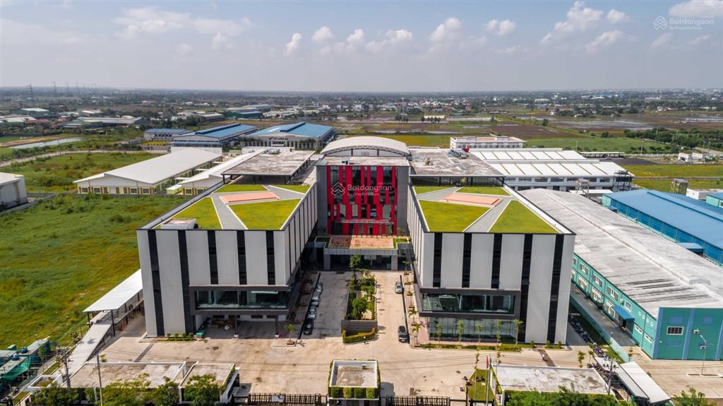 Cho thuê 1ha đất dịch vụ tại kcn hòa bình vị trí đẹp ngay đầu kcn