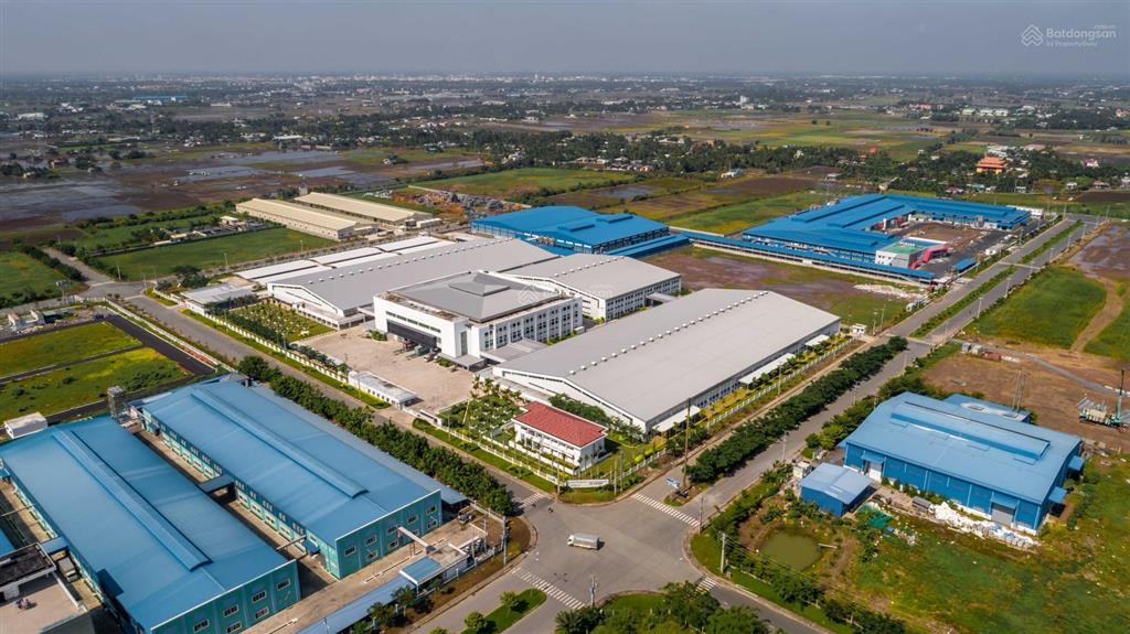 Cho thuê 1ha đất dịch vụ tại kcn hòa bình vị trí đẹp ngay đầu kcn