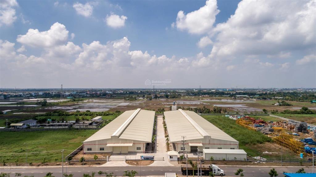Cho thuê 1ha đất dịch vụ tại kcn hòa bình vị trí đẹp ngay đầu kcn
