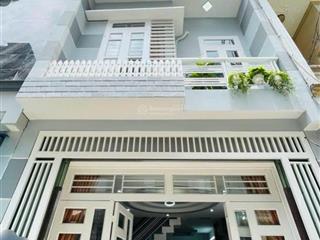 Bán gấp nhà 63m2. đường nguyễn thái sơn. phường 4. gò vấp. giá 3 tỷ 290.  0904 430 ***