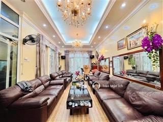 Siêu hiếm! biệt thự căn góc vườn hoa làng việt kiều châu âu. có hầm. 180m2, 4 tầng. giá giảm sâu