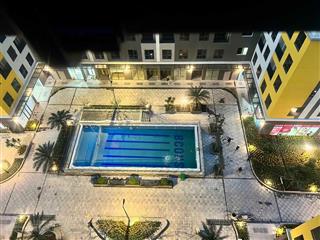 Kẹt tiền bán gấp bcons plaza view trực diện hồ bơi, không bị nắng, để lại nội thất cao cấp