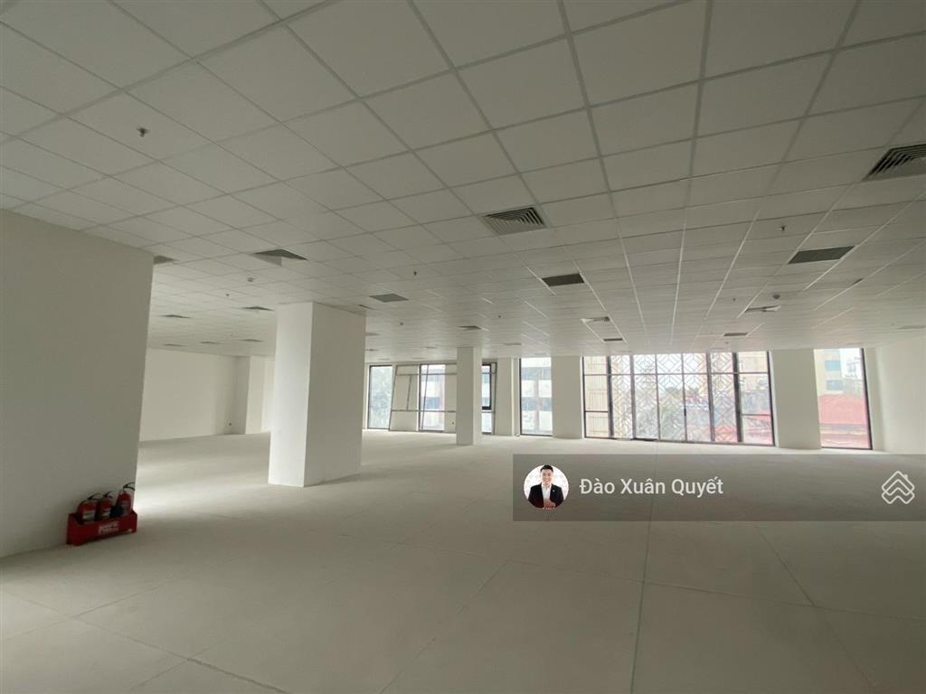 Văn phòng võ nguyên giáp, hải phòng  tòa nhà mới hoàn thiện  bàn giao ngay  chỉ 260,000 vnđ/m2