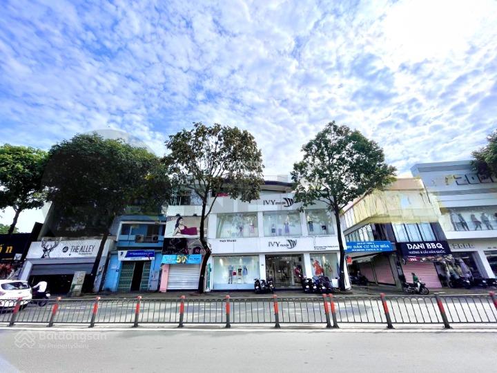 Cho thuê góc 2 mặt tiền số 50  52 quang trung, quận gò vấp, dt 12x21m, 1 trệt 2 lầu, dtsd 760m2