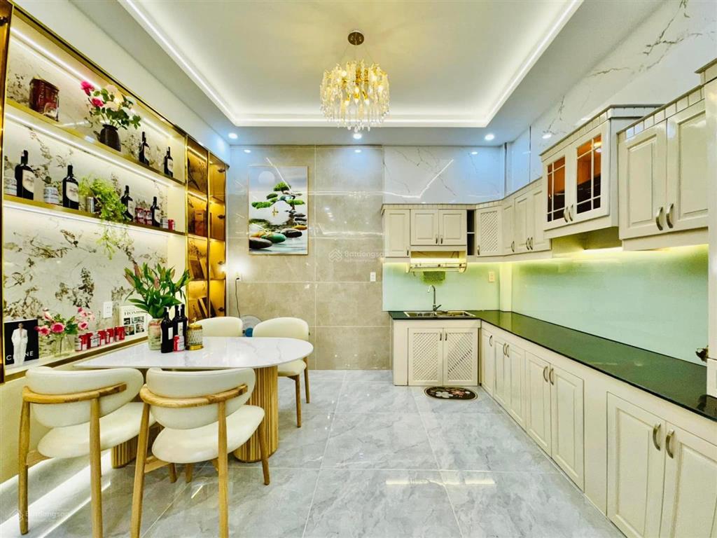 Cần bán gấp căn chính chủ trung tâm q1, cây điệp, p. đa kao, q1, 52m2,giá 4 tỷ 3 sổ hồng riêng