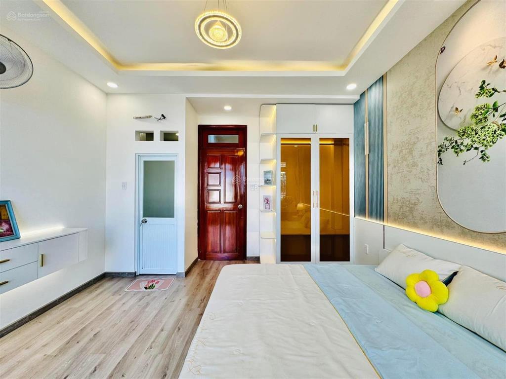 Cần bán gấp căn chính chủ trung tâm q1, cây điệp, p. đa kao, q1, 52m2,giá 4 tỷ 3 sổ hồng riêng