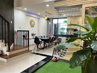 Bán nhà 3.5 tầng khu đảo vip hoà xuân, nội thất cao cấp