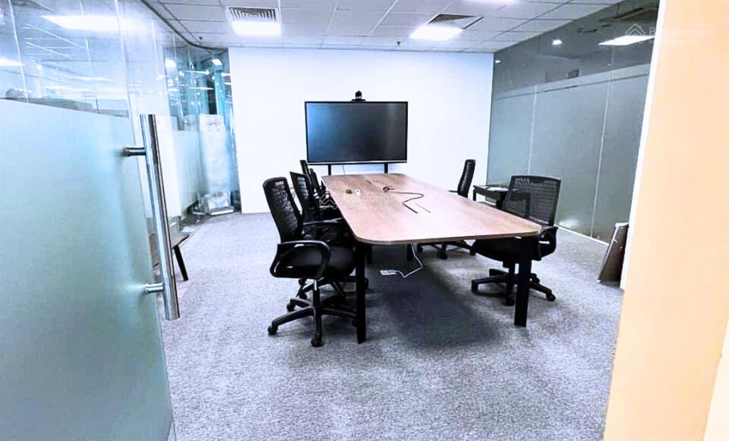 550m2 cắt nhỏ nhất 100m2 giá 220k/m2/th. vp giá tốt chủ thứ cấp vinaconex chợ mơ  bạch mai