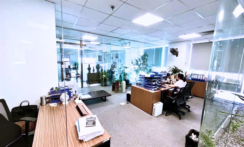 550m2 cắt nhỏ nhất 100m2 giá 220k/m2/th. vp giá tốt chủ thứ cấp vinaconex chợ mơ  bạch mai