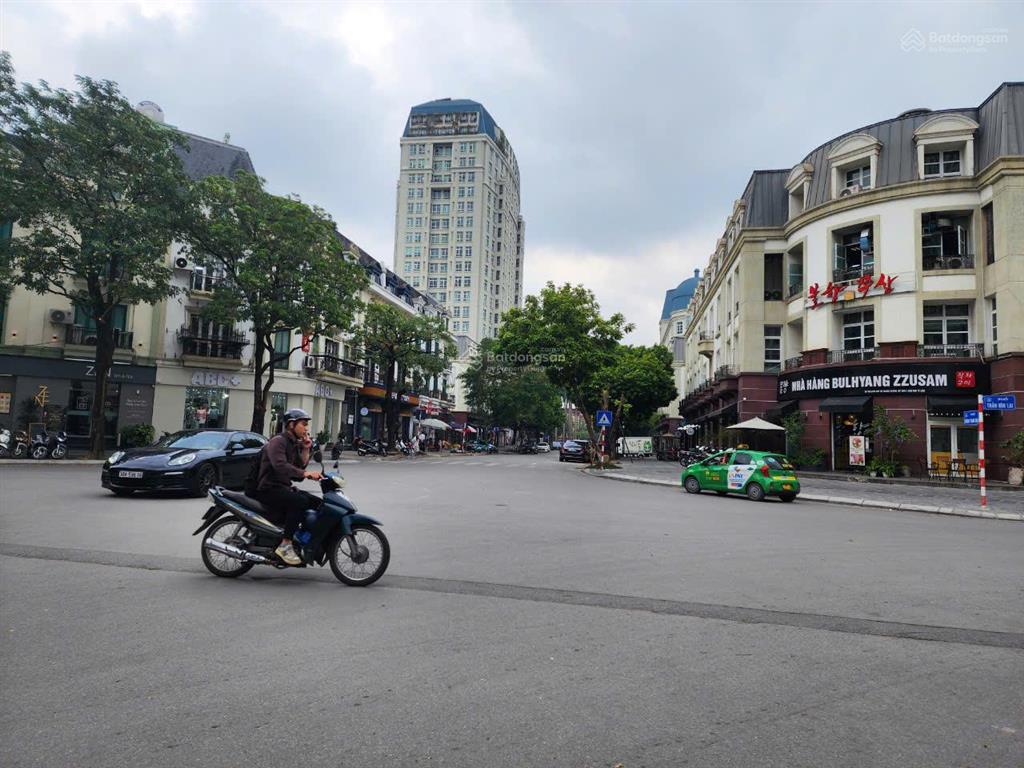 Nhà phố trần văn lai  đỗ đình thiện 115m2 căn góc 3 mặt tiền đẹp phố