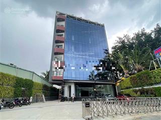 Building hơn 1.000m2, sân rộng, view sông sài gòn số 168 trần não, quận 2