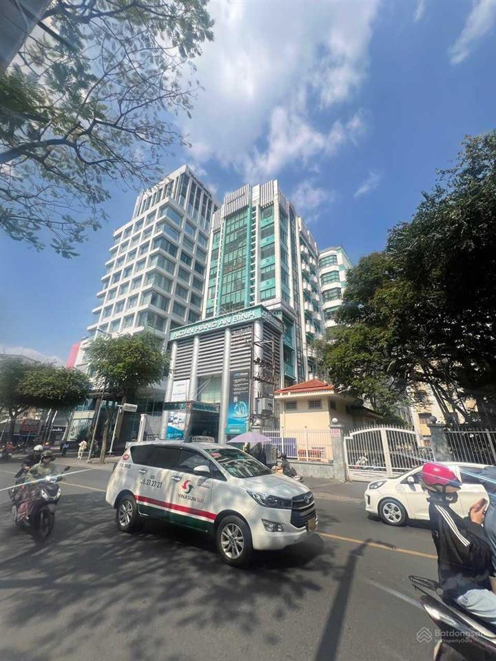 Bán tòa building siêu khủng  mt nguyễn văn thủ & hai bà trưng q. 1 (20x40m)11 tầng. giá 600 tỷ