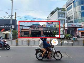 Cho thuê nhà 138  138a nguyễn thị thập, quận 7. dt 700m2, trệt suốt