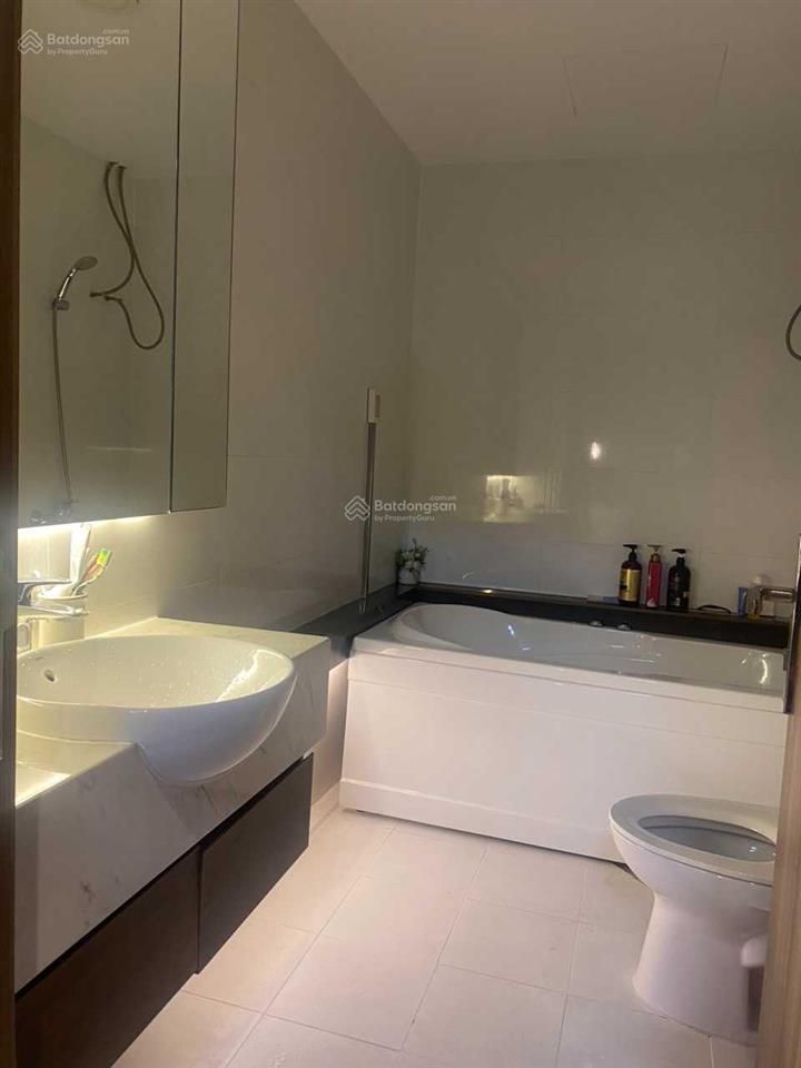 Cho thuê căn hộ quận 2, căn 88m2, 3 phòng ngủ, 2wc, full nội thất giá 15tr/th.  0938 489 ***