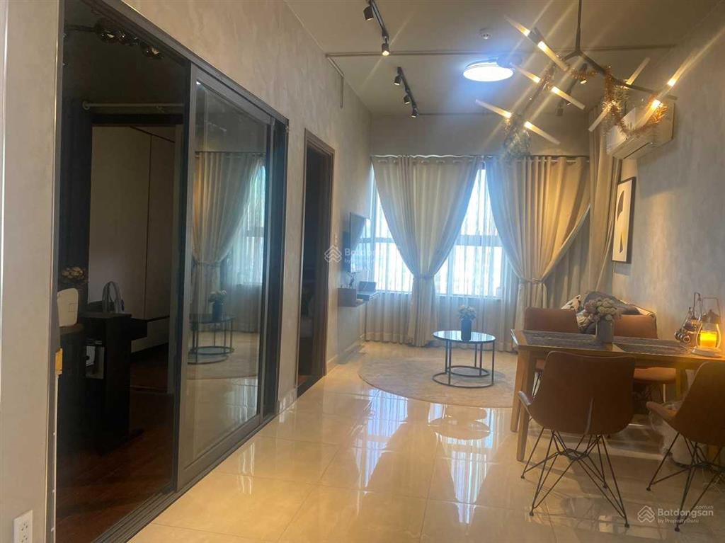 Cho thuê căn hộ quận 2, căn 88m2, 3 phòng ngủ, 2wc, full nội thất giá 15tr/th.  0938 489 ***