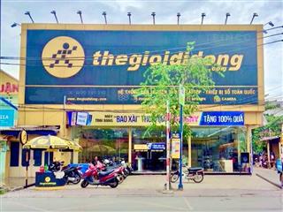 Cho thuê showroom ngang 20m, mặt tiền đường cmt8 cần thơ, dtsd trên 500m2