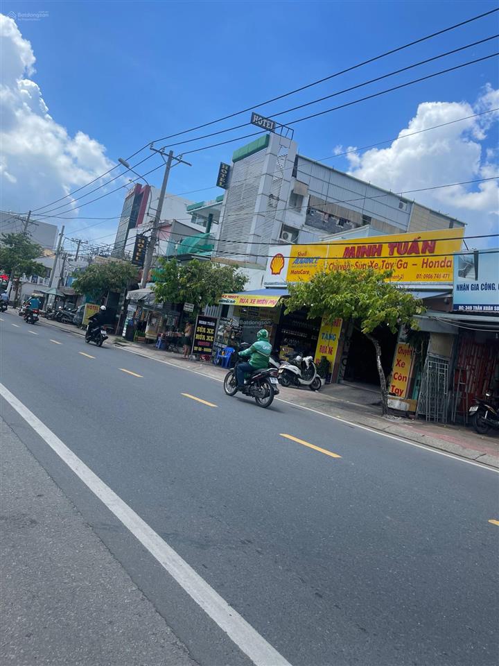 Bán khách sạn mt trần xuân soạn, view sông, p. tân kiểng q7. dt đất 450m, nở hậu 8.5m. giá 47 tỷ