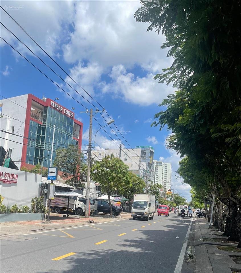 Bán khách sạn mt trần xuân soạn, view sông, p. tân kiểng q7. dt đất 450m, nở hậu 8.5m. giá 47 tỷ