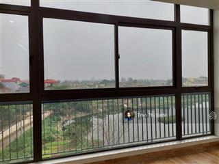 Hiếm  nhà 100m2 mặt phố 2 thoáng, view hồ  nguyễn lam  tân thụy, phúc đồng 6 tầng, thang máy