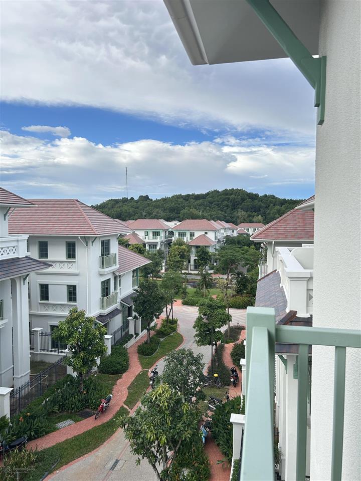 Cắt lỗ biệt thự đơn lập tropical hiếm có tại sun tropical village phú quốc