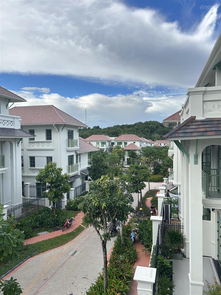 Cắt lỗ biệt thự đơn lập tropical hiếm có tại sun tropical village phú quốc