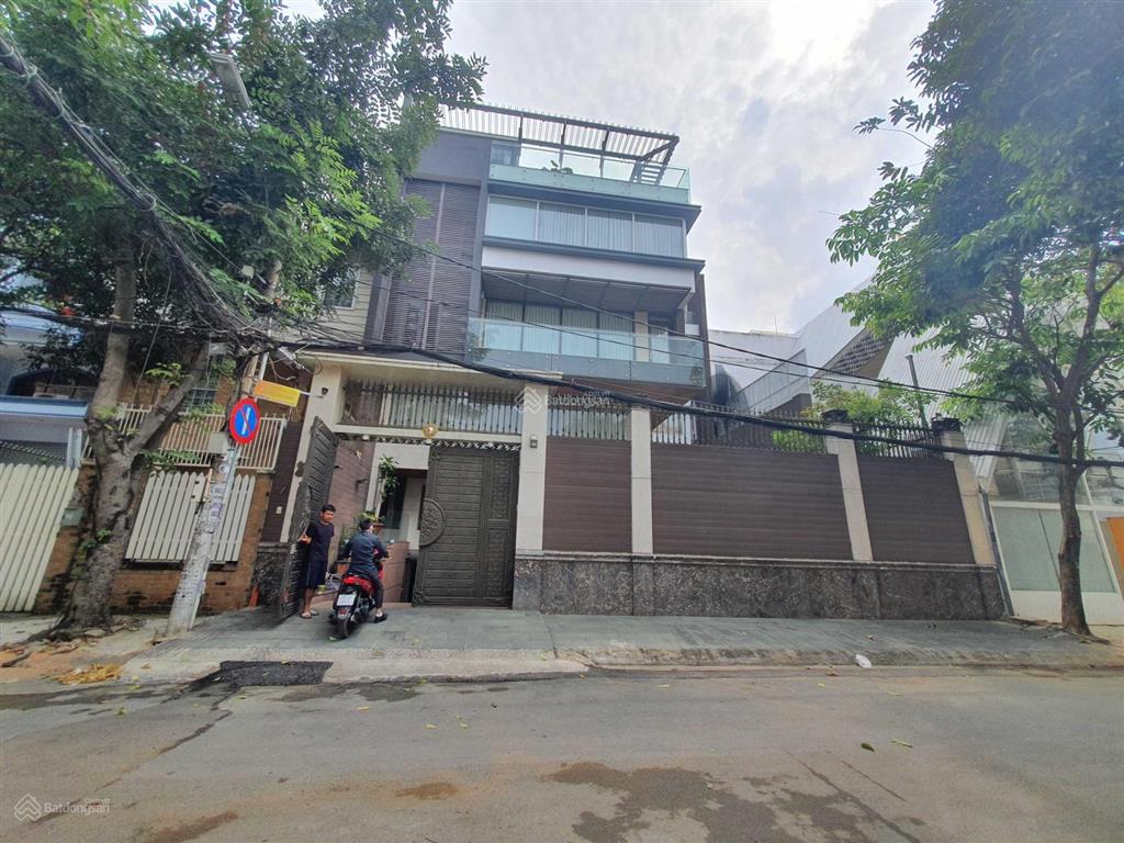 Chính chủ bán siêu biệt thự mặt tiền 1113 ghép 14 lô a đường trường sơn q.10 14x25m giá 98 tỷ tl