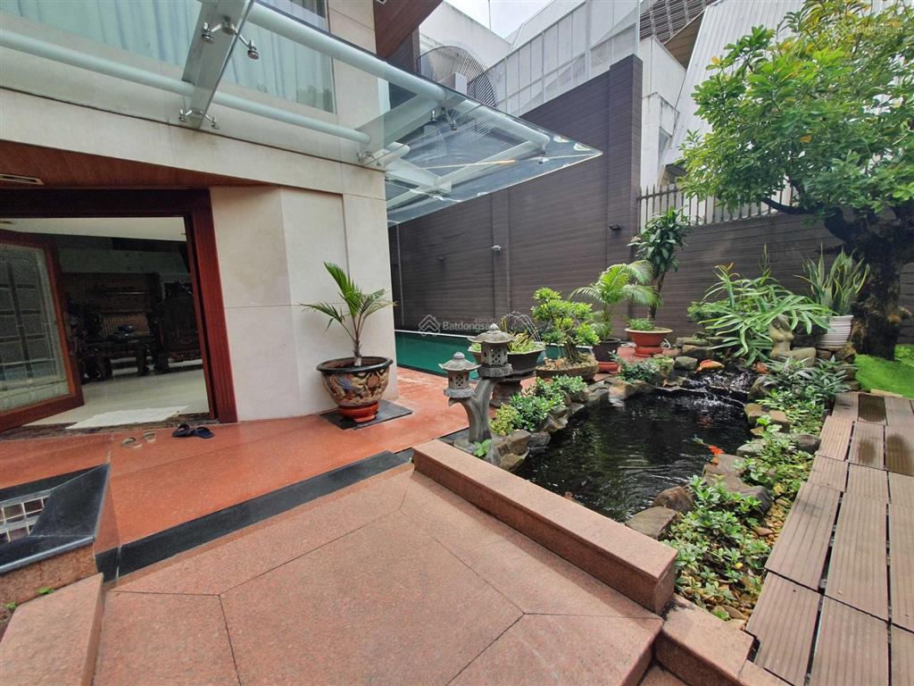 Chính chủ bán siêu biệt thự mặt tiền 1113 ghép 14 lô a đường trường sơn q.10 14x25m giá 98 tỷ tl