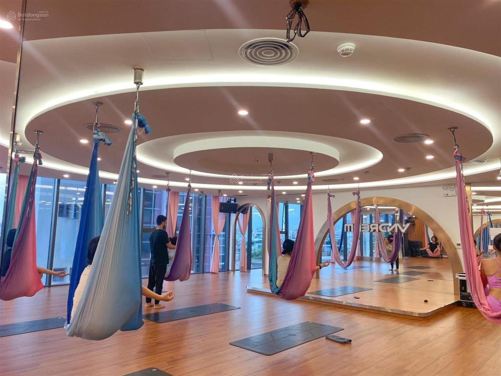 Pkd chuyển nhượng 3 phòng ngủ sẵn sổ đỏ tại green diamond 93 láng hạ  0931 318 ***