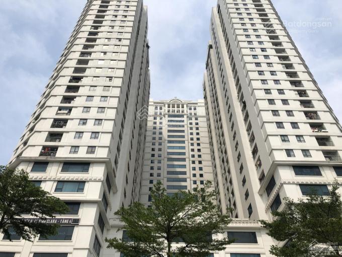 Sang nhượng văn phòng central field 219 trung kính 100m2  200m2  300m2 sẵn nội thất vào được luôn