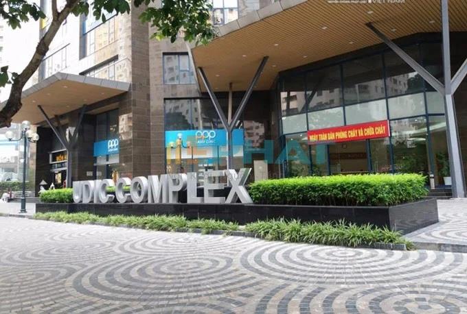 Bql cho thuê vp n04 udic hoàng đạo thúy 200m2 cắt từ 80m2 sẵn bàn ghế đẹp vào được luôn