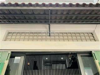 Nhà 1 lửng  dt 40m2  khu tên lửa  sổ riêng (đsh)  hẻm 1/ oto  giá 2 tỷ 5