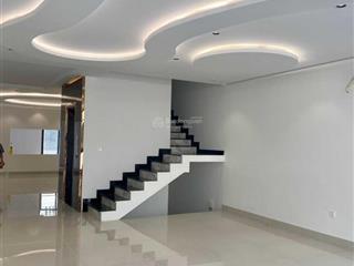 310m2 x 3 tầng hoàn thiện đầy đủ, phù hợp văn phòng hoặc kho, giá cho thuê 23tr/tháng
