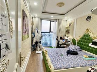 Bán căn hộ penthouse chung cư d2 giảng võ, 2 ban công, view thoáng đẹp, khu vực rất hiếm người bán