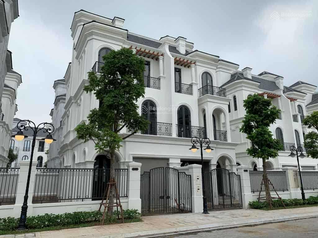 Cần tiền bán biệt thự song lập ngọc trai view công viên vinhomes gia lâm giá chỉ hơn 37 tỷ