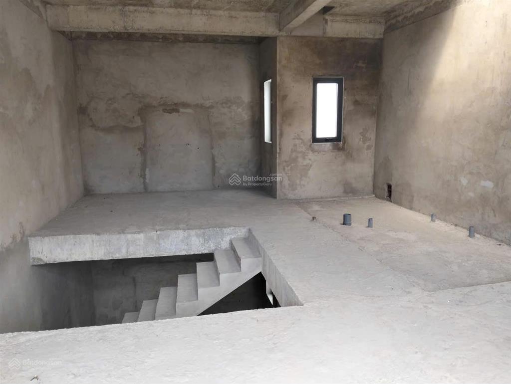 Bán nhà biệt thự tại west lakes golf & villas, 2,570tỷ vnd, 84m2