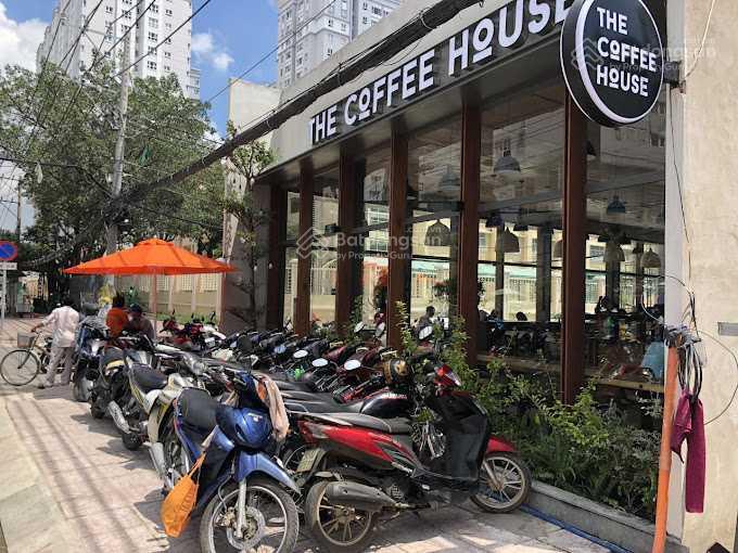 Cho thuê góc 2mt 184 nguyễn xí, phường 26, quận bình thạnh. dt 11x34m. trệt. dt 374m2