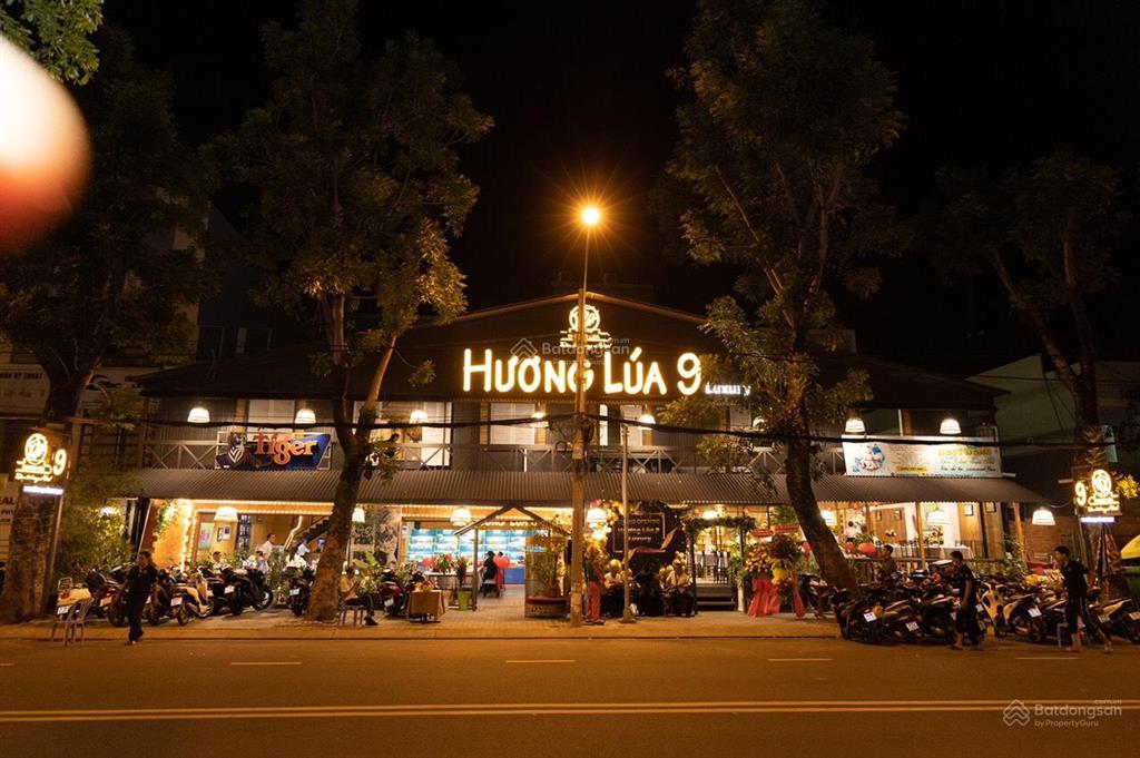 Cho thuê nhà mt nguyễn hữu thọ, quận 7. dt 30x40m. trệt. dtsd 1.800m2
