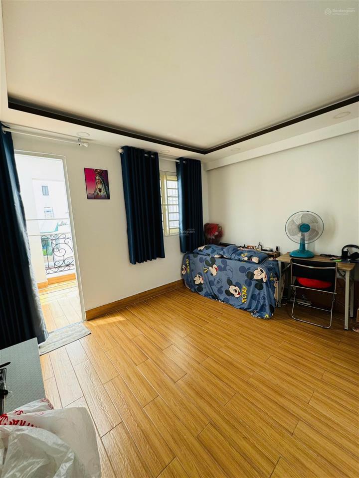 Bán nhà mới đường tô hiến thành. 4m x 11m. 5 tầng tặng full nội thất. giá 8.7 tỷ tl