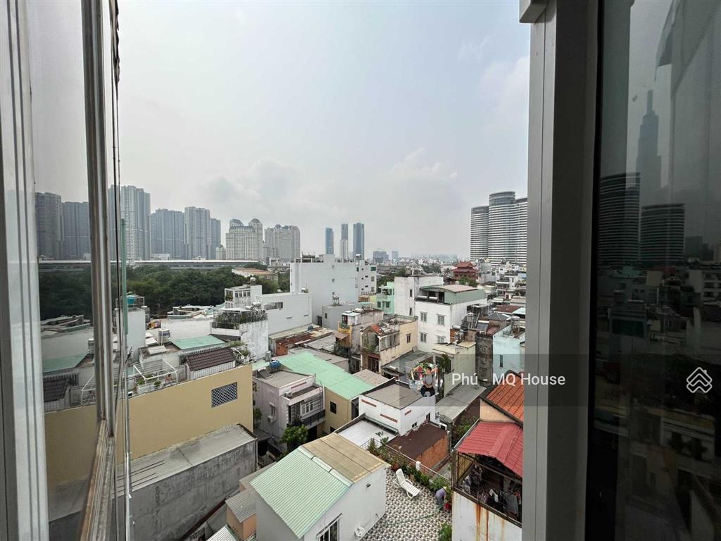 Ch 2pn balcony full nt ngay ngô tất tố view landmark gần cầu thị nghè q1
