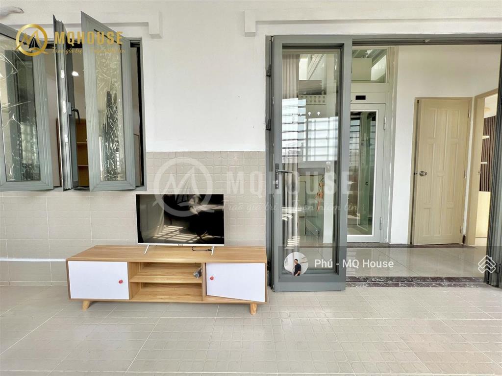 Penthouse 2pn balcony full nt  coop nguyễn kiệm  cv gia định  ngã tư phú nhuận  có tm, tv, mgr