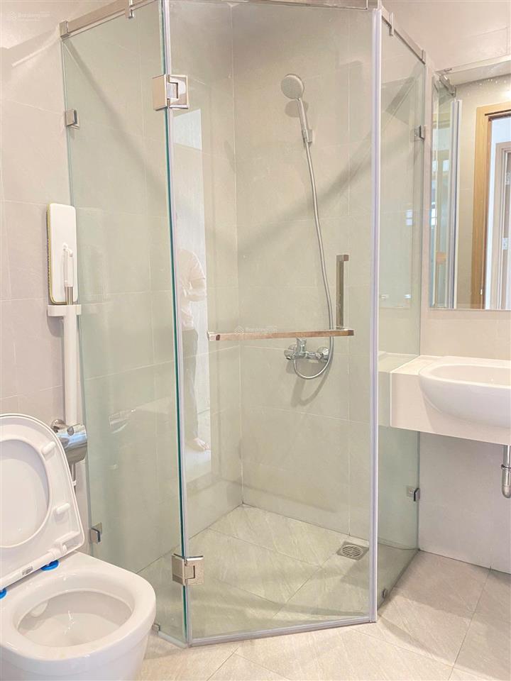 Cho thuê nhanh căn hộ 2pn, 2wc, 6.5 triệu/th, có nội thất, chìa khoá sẵn xem nhà ngay 0908 005 ***