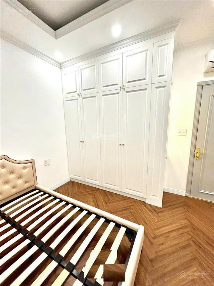 Villa park đơn lập dt đất 300m2 dt sàn 450m2. nhà full nội thất gỗ như hình sổ hồng sẵn giá 35 tỷ