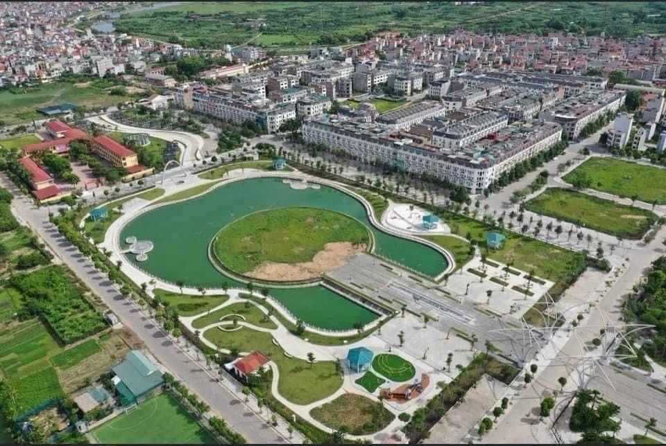 Chính chủ bán lô đất đấu giá mạ châu Đông La LK01 ô 24 đường to 17m, giá rẻ vị trí đẹp đắc địa