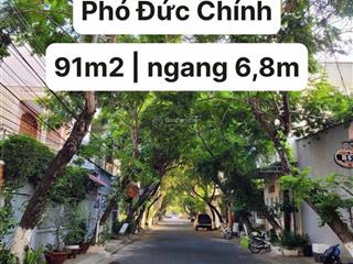 Cần bán nhà 3 tầng ( ngang6,8m đẹp) mặt tiền đường phó đức chính, vĩnh hoà gần biển nha trang