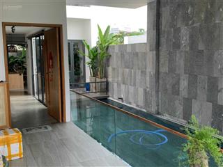 Cho thuê villa 2 tầng 2 phòng ngủ khu fpt  có hồ bơi