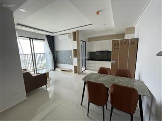 Chủ ngộp bank bán căn 2pn 72m2 the rivana view sông, tầng cao giá 2,35 tỷ bao hết thuế phí sang tên