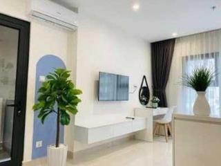 Chính chủ cần tiền bán nhanh căn studio 31m2, full đủ nội thất, tầng cao, view thoáng giá 1.55 tỷ